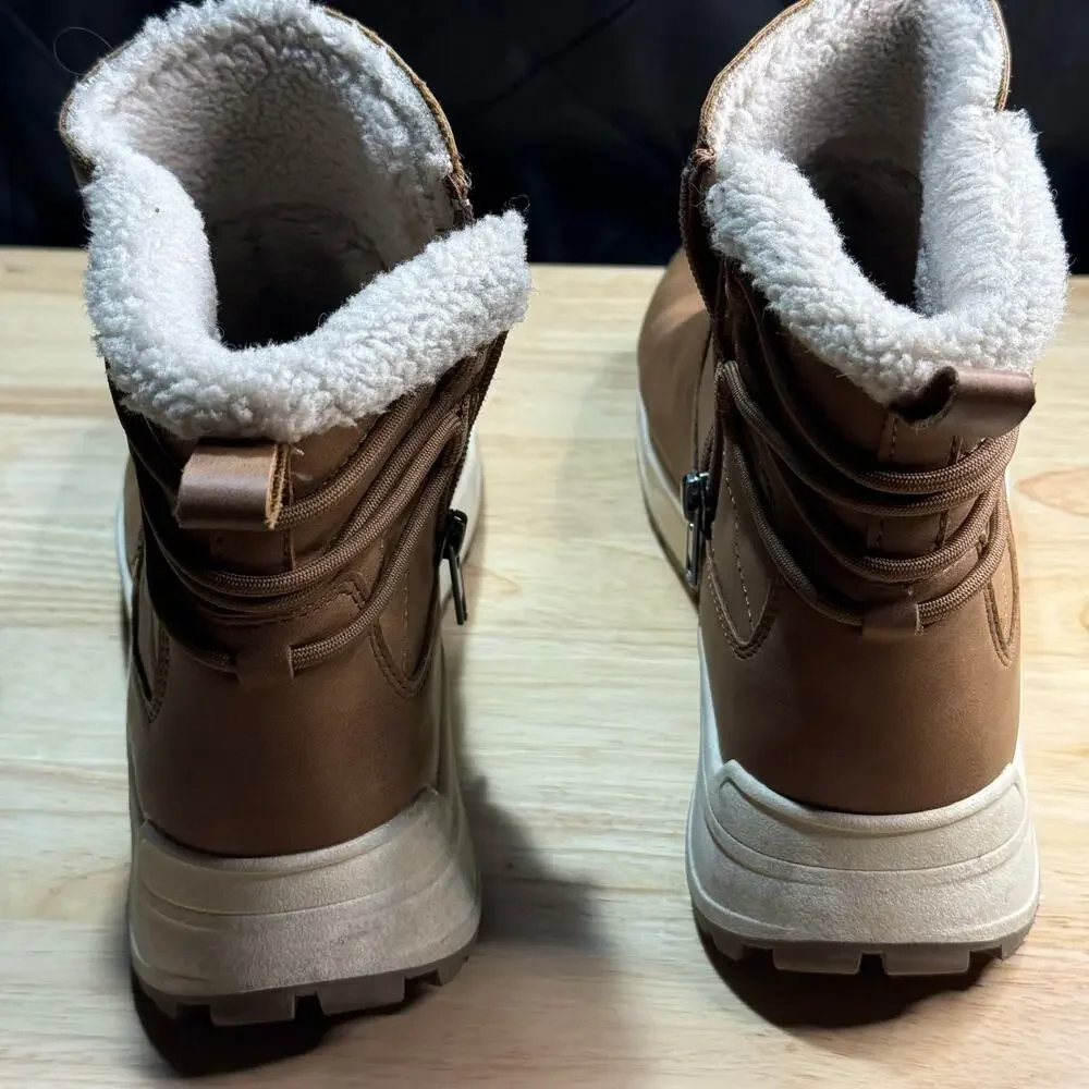 Eddie Bauer step out